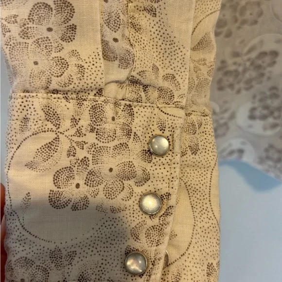 Vintage JCPenney Western Cream and Brown Floral Button Down Shirt - Picture 8 of 8